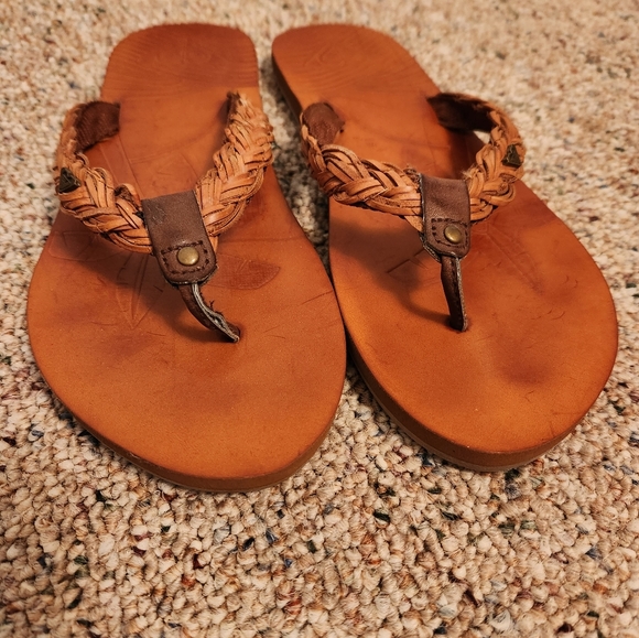Tan-ish Brown Sandals - Picture 2 of 4